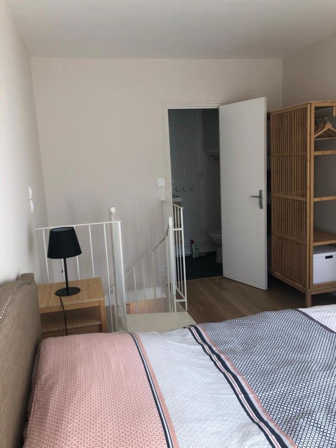 Duplex Centre 200m De La